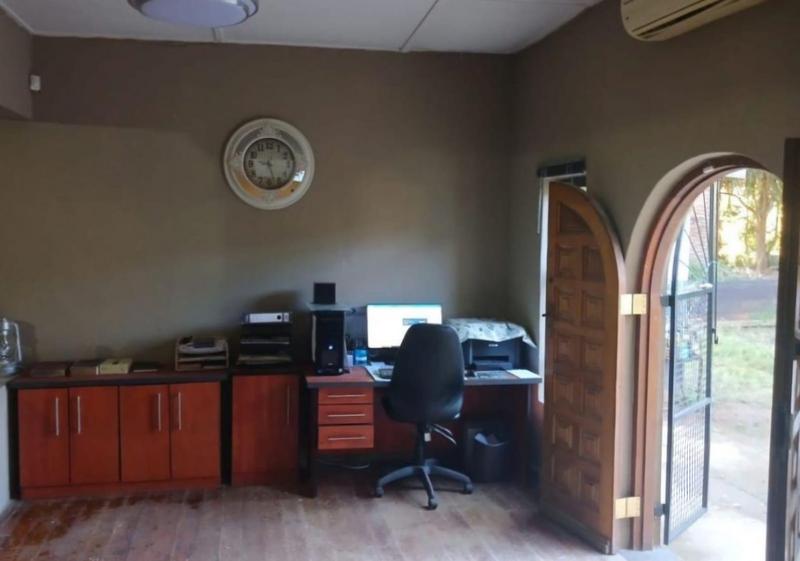 3 Bedroom Property for Sale in Uitenhage Rural Eastern Cape